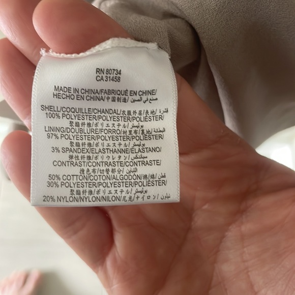 Gorgeous BCBG dress - Picture 12 of 16